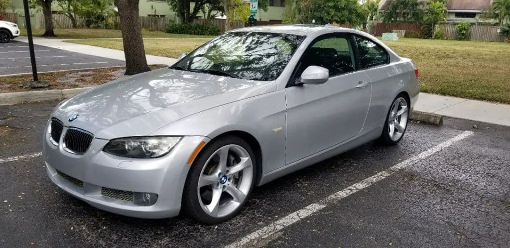 2010 BMW 3 Series 335i Coupe's photo