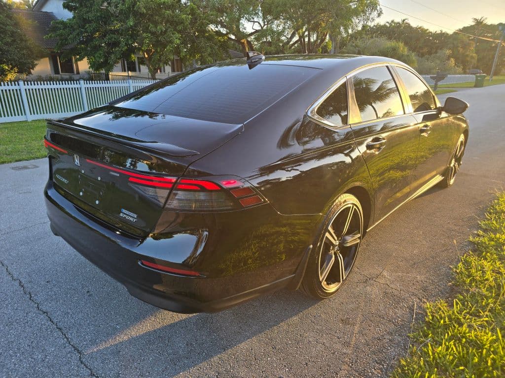 2025 Honda Accord Hybrid Sport Sedan 4D photo 5