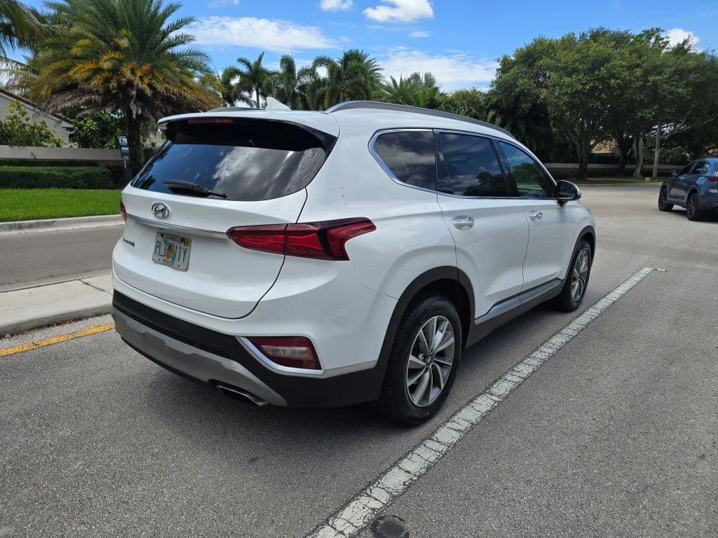 2019 Hyundai Santa Fe 2.4 Limited Sport Utility 4D photo 5
