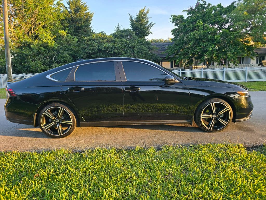 2025 Honda Accord Hybrid Sport Sedan 4D photo 4