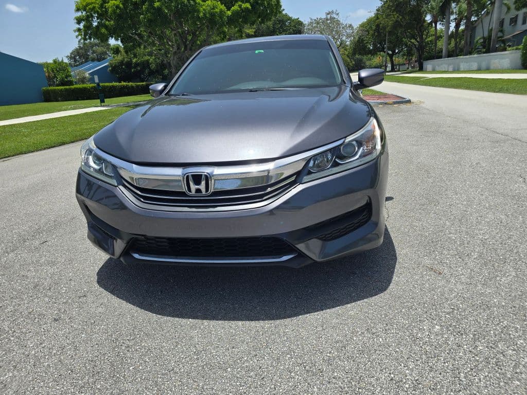 2017 Honda Accord LX Sedan 4D photo 2