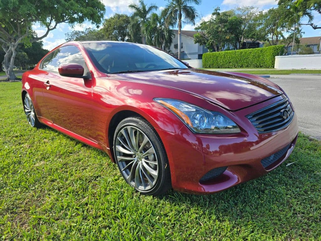2014 INFINITI Q60 Journey Coupe 2D photo 3