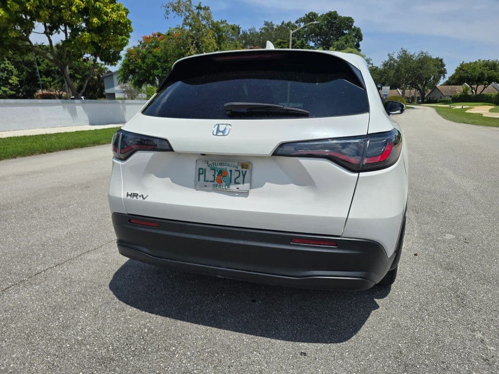 2025 Honda HR-V LX Sport Utility 4D photo 6