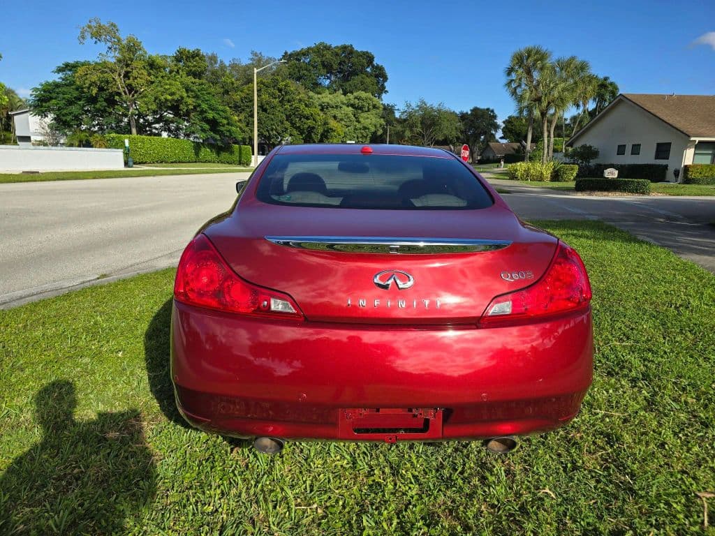 2014 INFINITI Q60 Journey Coupe 2D photo 6