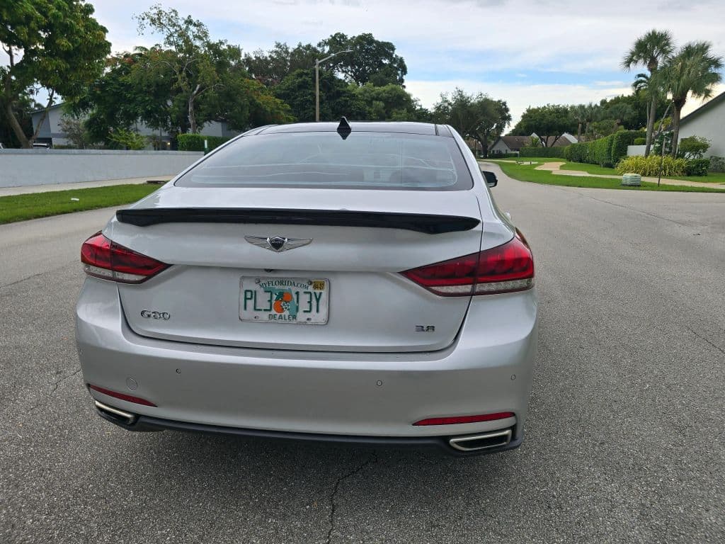 2017 Genesis G80 3.8 Sedan 4D photo 6