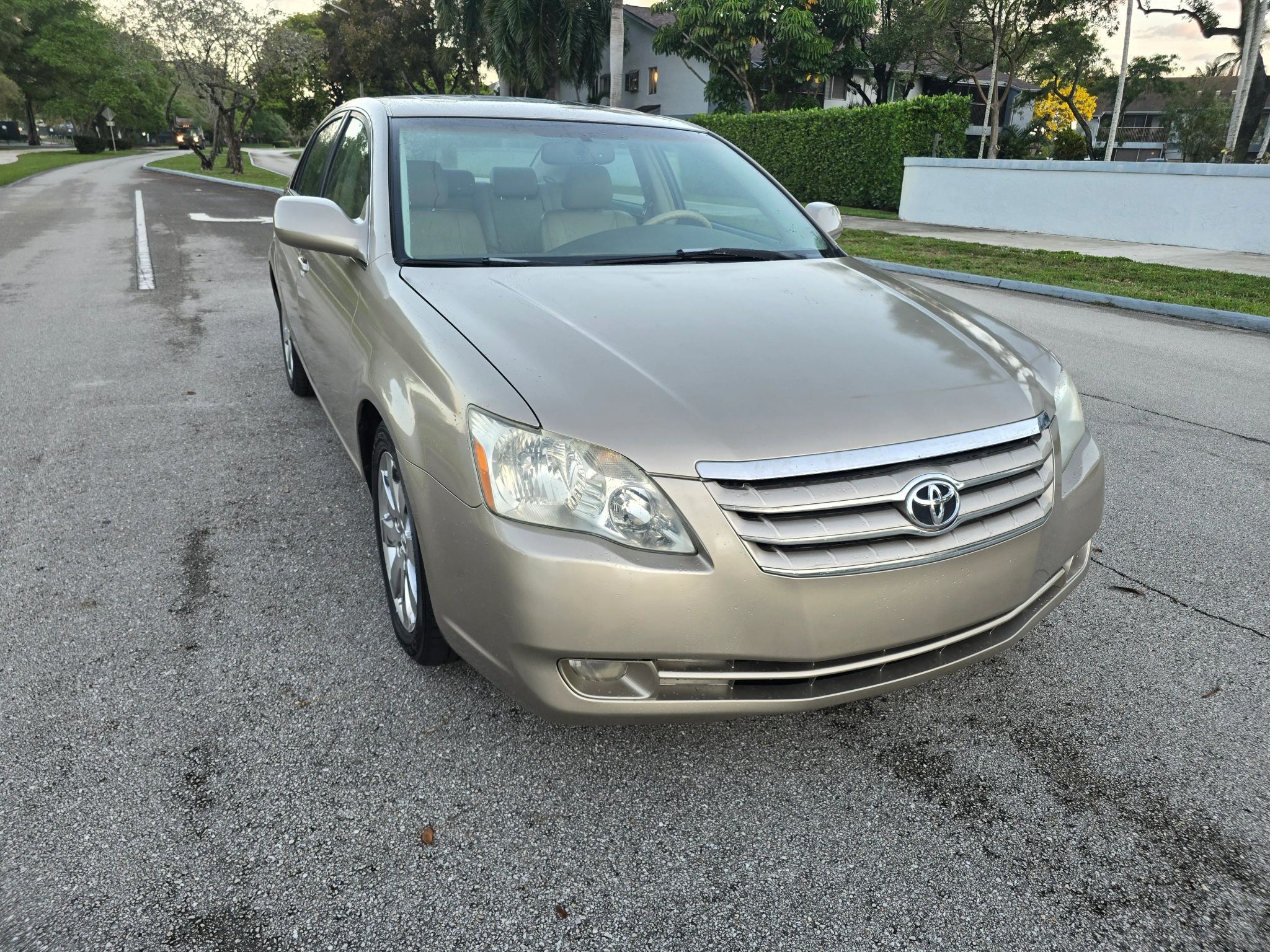 2006 Toyota Avalon XLS photo 3