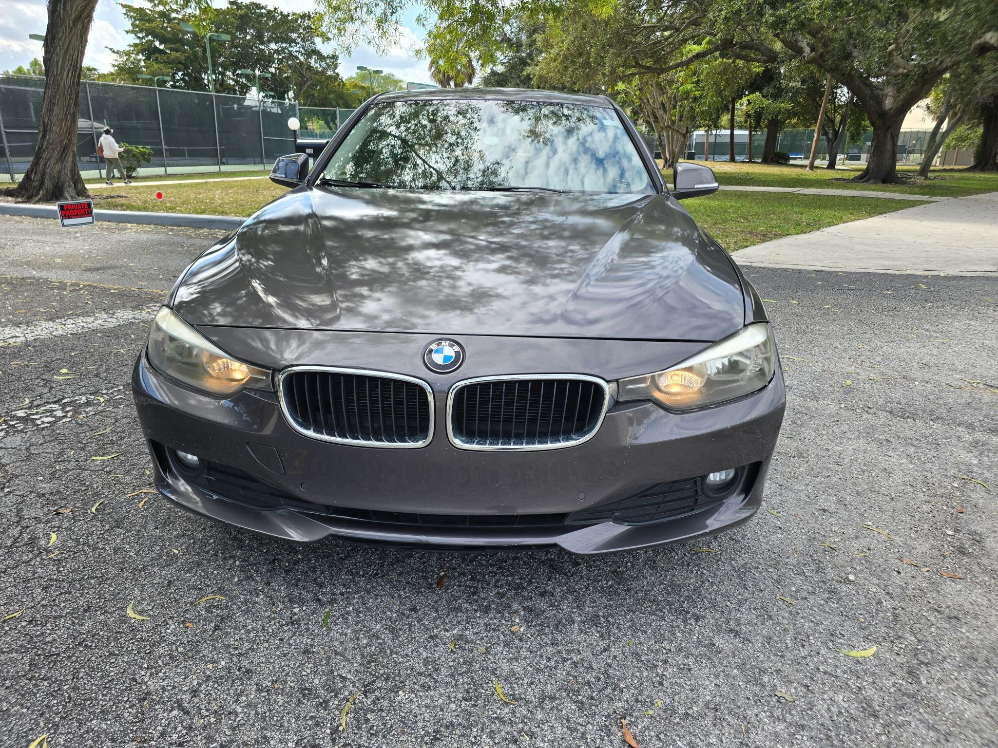 2014 BMW 3 Series 320i photo 2