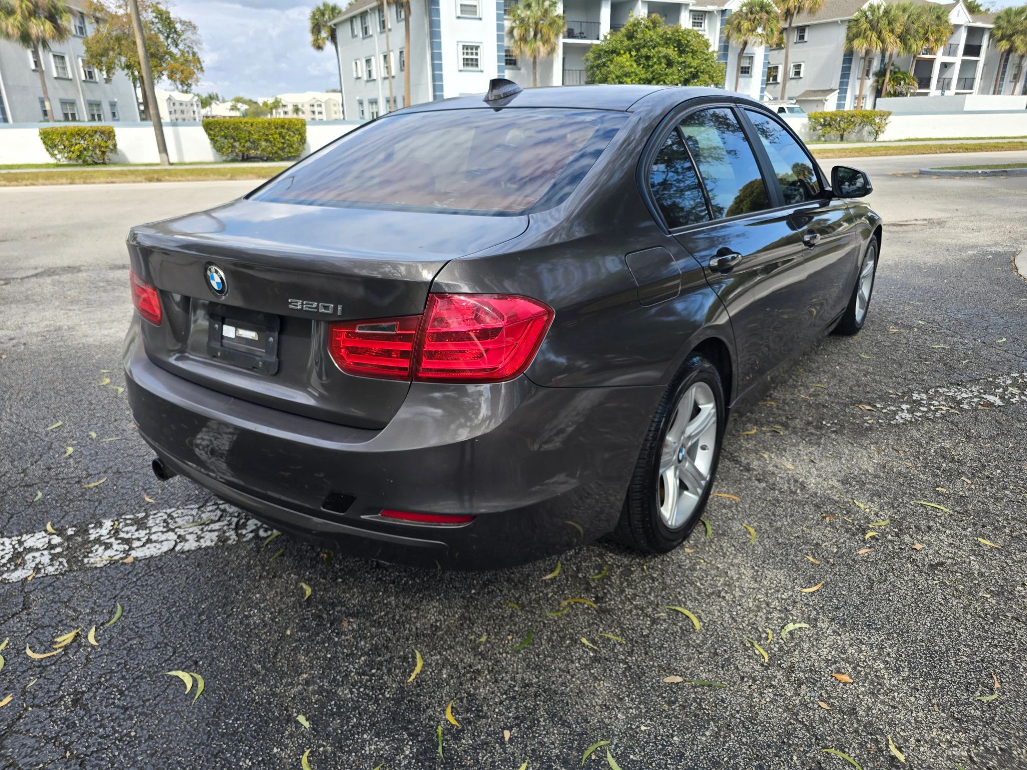 2014 BMW 3 Series 320i photo 5